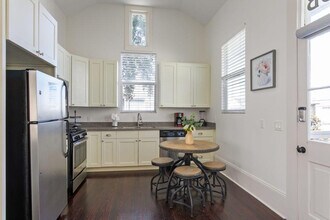 1523 Carondelet St in New Orleans, LA - Building Photo - Building Photo