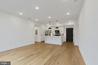 1232 N Front St in Philadelphia, PA - Building Photo - Building Photo