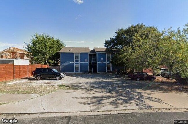 property at 8401 Garcreek Cir