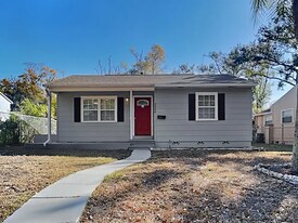 2333 Auburn St S in St. Petersburg, FL - Building Photo