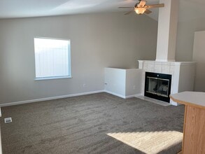 6388 Fairweather Dr in Anchorage, AK - Building Photo - Building Photo