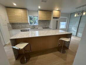 52 NW 47th St in Miami, FL - Building Photo - Building Photo