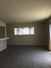 205 Dunecrest Ave, Unit 1 in Monterey, CA - Building Photo - Building Photo