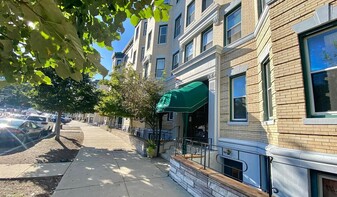 1423 Commonwealth Ave, Unit 204 Apartments