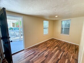 1013 NW 3rd Ave in Gainesville, FL - Building Photo - Building Photo