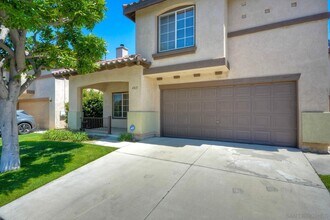 4811 Ventana Way in Oceanside, CA - Building Photo - Building Photo