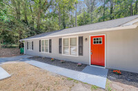 6839 Timberclair Ct in Lithonia, GA - Foto de edificio - Building Photo