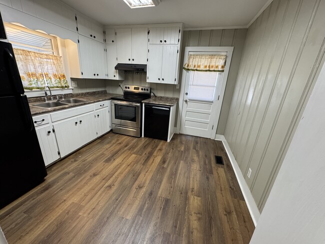 1906 Dalton Pike SE in Cleveland, TN - Building Photo - Building Photo