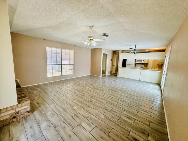 4511 La Salle Cir in Midland, TX - Building Photo - Building Photo
