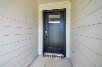 1218 Isola Bella Dr in Richmond, TX - Building Photo - Building Photo