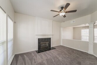 1441 Rumstone Ln in Charlotte, NC - Foto de edificio - Building Photo