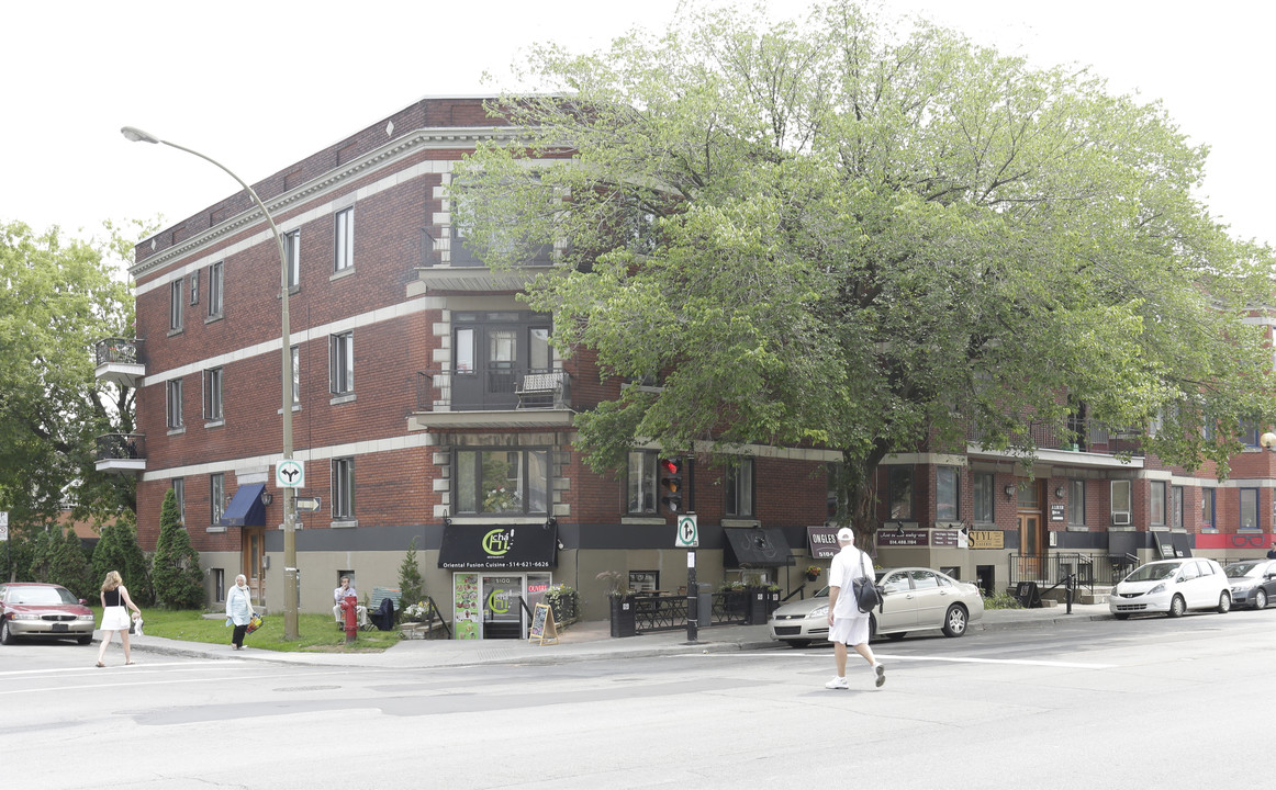 5100-5112 Sherbrooke O in Montréal, QC - Building Photo