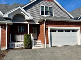 41 Dexter Rd in Foxboro, MA - Building Photo