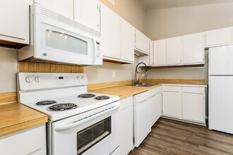 319 MacGregor Dr in Summerville, SC - Building Photo - Building Photo