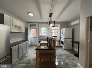 5231 Wissahickon Ave in Philadelphia, PA - Building Photo - Building Photo