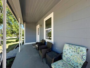 103 E Hoopes Ave in Pflugerville, TX - Building Photo - Building Photo