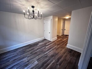 2561 Rosselle St in Jacksonville, FL - Foto de edificio - Building Photo