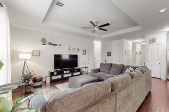 504 Mesa View Tr in Fort Worth, TX - Foto de edificio - Building Photo