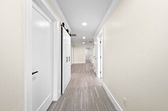 548 93rd Ave N in Naples, FL - Building Photo - Building Photo