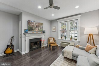 1833 California St NW in Washington, DC - Building Photo - Building Photo