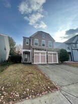 5545 Weddington Dr in Cumming, GA - Building Photo