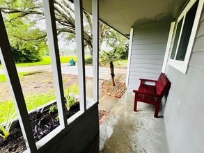 46 Bruce Ln in Orange, TX - Building Photo - Building Photo
