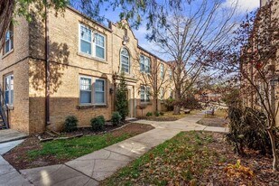 2301 N Walker Ave, Unit 2307C in Oklahoma City, OK - Building Photo