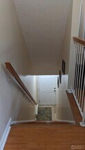 7 Newburgh Dr in Edison, NJ - Building Photo - Building Photo