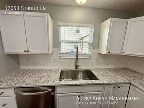 17053 Stroud Ln in Westfield, IN - Building Photo - Building Photo