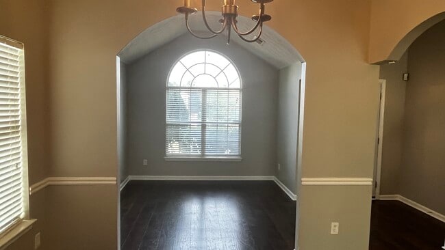 property at 2800 Carolina Ridge