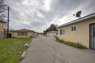 10808 Klingerman St in South El Monte, CA - Building Photo - Building Photo