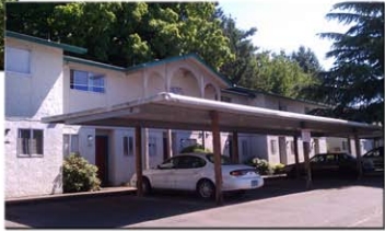 Logan Place Townhomes in Salem, OR - Foto de edificio - Building Photo