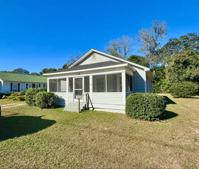 property at 118 S Tillman St