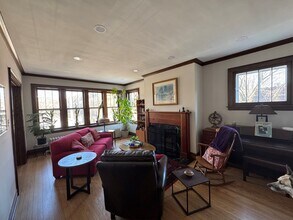 114 South Blvd, Unit 2 in Evanston, IL - Foto de edificio - Building Photo