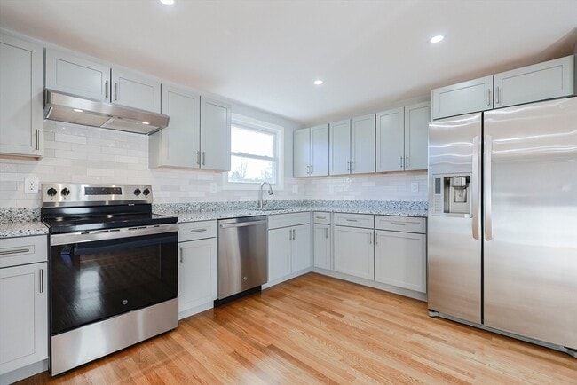 20 Festa Rd in Revere, MA - Building Photo - Building Photo