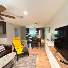 216 E Kaley St in Orlando, FL - Building Photo - Building Photo