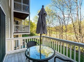 501 Lexington St in Waltham, MA - Building Photo