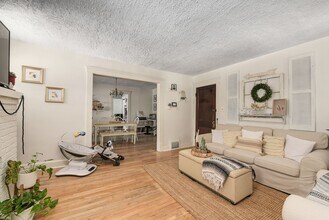 3977 W 23rd St in Cleveland, OH - Building Photo - Building Photo