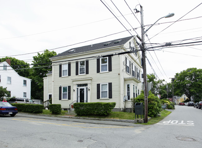 28 School St in Rockport, MA - Building Photo - Building Photo