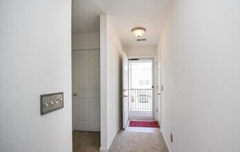 42 Bearing Cir in Port Wentworth, GA - Building Photo - Building Photo