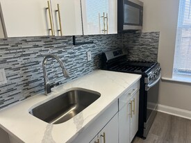 328-61s 61st St in West New York, NJ - Building Photo