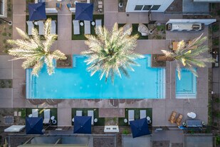 The Alyssa in Tempe, AZ - Building Photo