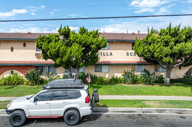 Villa Scala in Whittier, CA - Foto de edificio - Building Photo