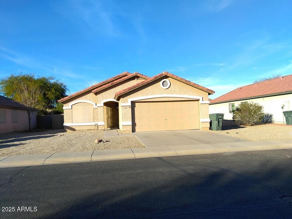 1418 E 12th St in Casa Grande, AZ - Building Photo