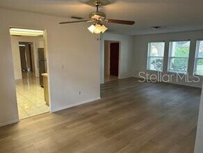 8873 Tami St in Seminole, FL - Building Photo - Building Photo