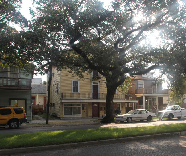 3831-3833 Banks St in New Orleans, LA - Building Photo - Building Photo