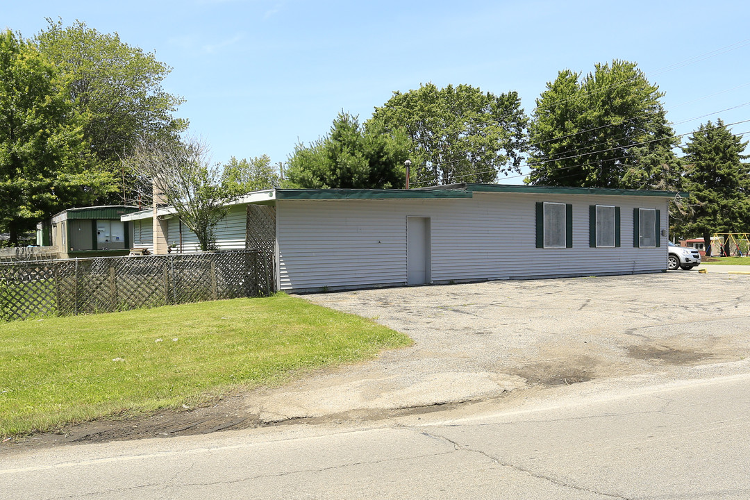 Madison Estates in Madison, OH - Building Photo