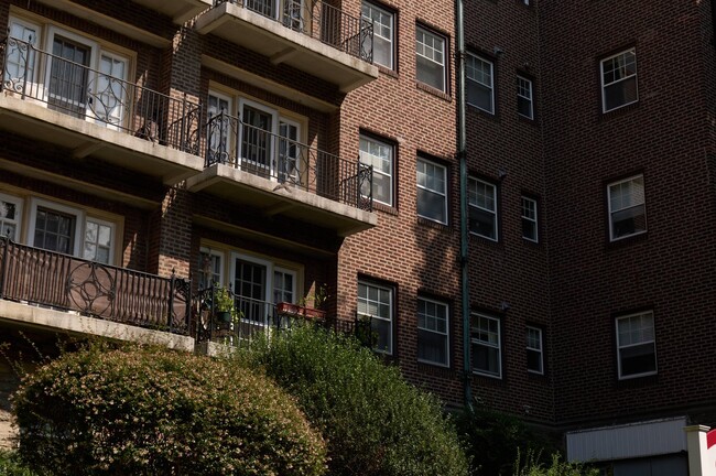 Greenwood Terrace in Jenkintown, PA - Building Photo - Building Photo