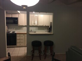 1008 S College Rd, Unit 213 in Lafayette, LA - Building Photo