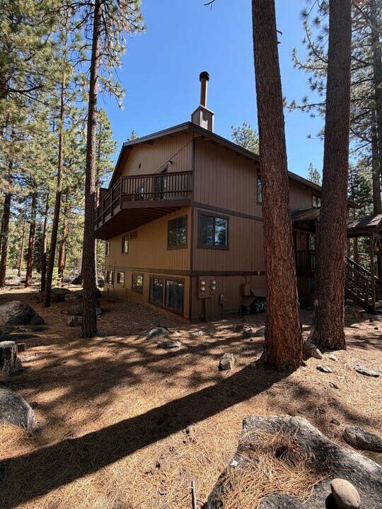 114 Angora Ct in Zephyr Cove, NV - Building Photo